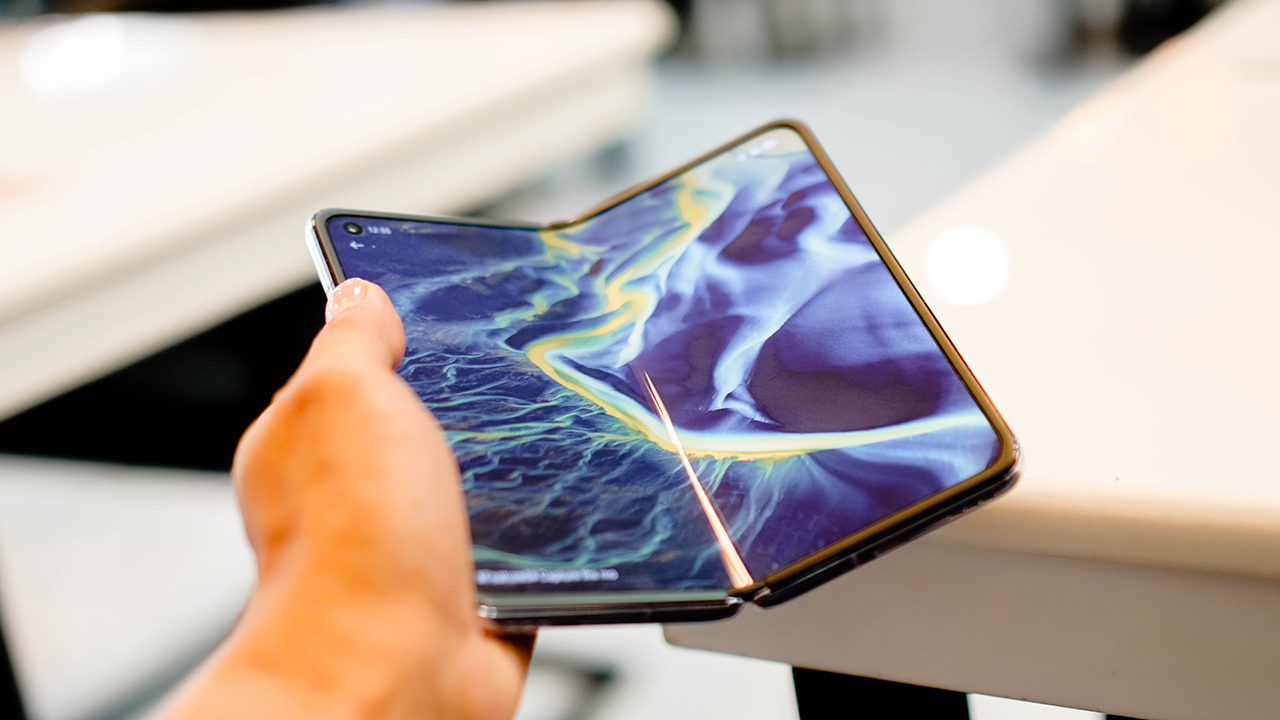 Oppo foldable phone